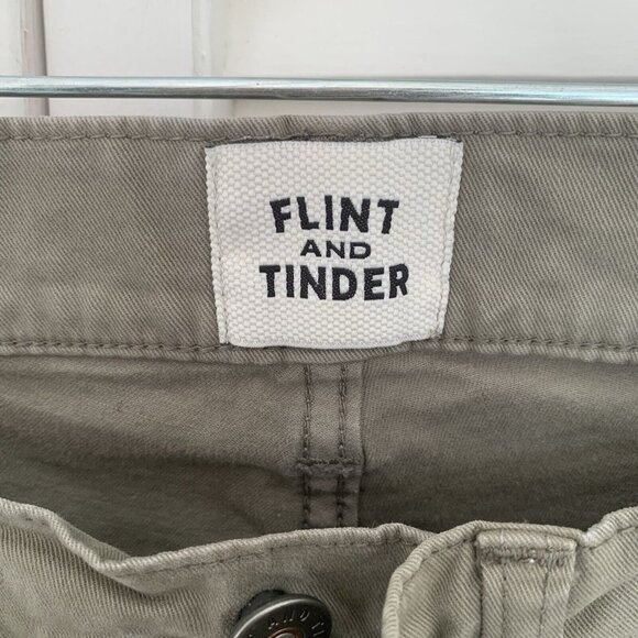 Flint and Tinder Men 29x30 Khaki Slim Fit Cotton Stretch 365 Pants Pockets Chino - Picture 4 of 14